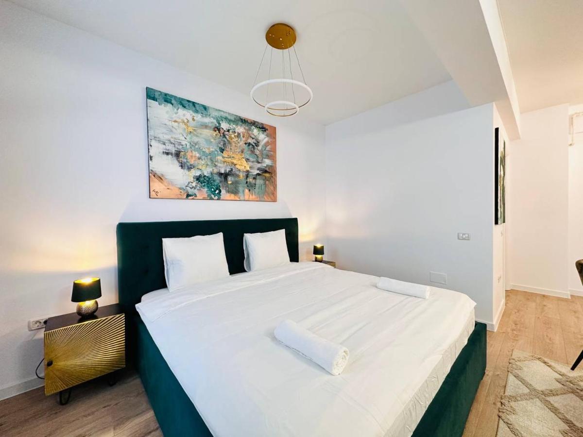 Happy Studio By Rh Living Bucarest Esterno foto